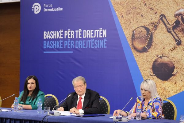 Harta e re gjyqësore/ Adriana Kalaja: Do zgjaten pafund proceset gjyqësore, mbi 100 mijë dosje stok