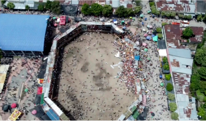 Katër të vdekur e qindra njerëz të plagosur pas shembjes së tribunës në një garë me dema në Kolumbi