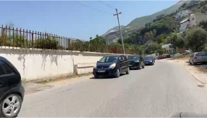 ‘Paralizohet’ trafiku në Vlorë/ Pushuesit dynden drejt jugut