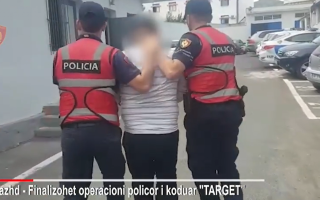 Operacion policor në Elbasan/ Arrestohet 50-vjeçari në Librazhd për prodhim dhe shitje narkotikësh