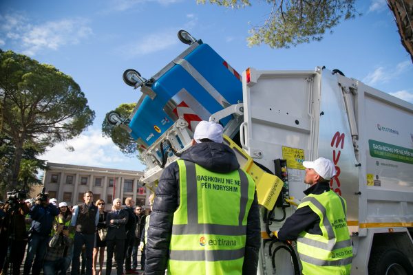 Dita e Mjedisit, Tirana prezanton teknologjinë e re me kazanë nëntokësorë për mbetjet, Veliaj: Eco Tirana, histori suksesi