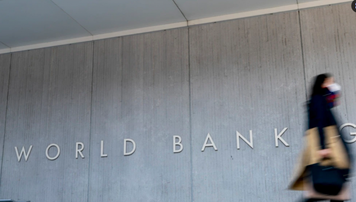 Banka Botërore paralajmëron ngadalësim të ekonomisë globale, rritje inflacioni