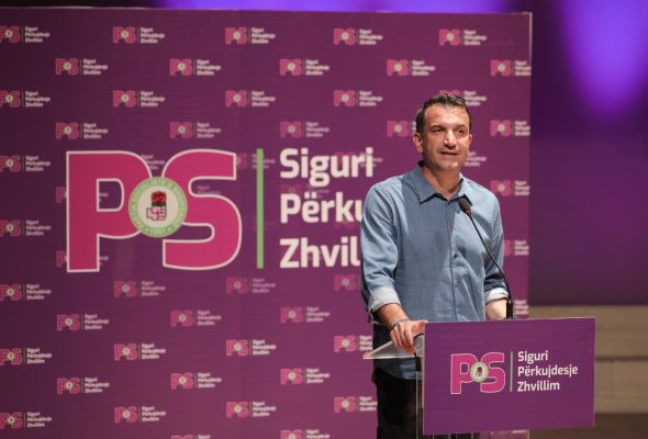 Erion Veliaj vendoset kryetar i PS së Tiranës