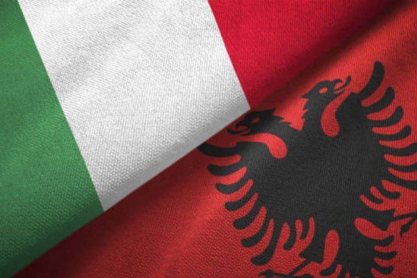 Gati marrëveshja për pensionet me Italinë, rreth 500 mijë shqiptarë do të përfitojnë
