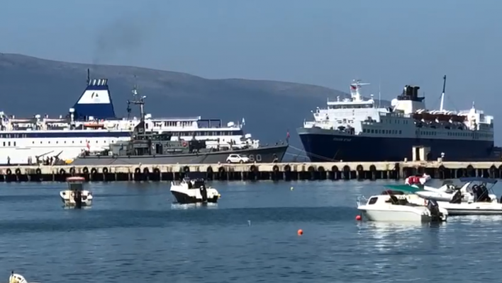Anije të NATO-s zbarkojnë në Vlorë/ Do të pastrohet gjiri nga predhat