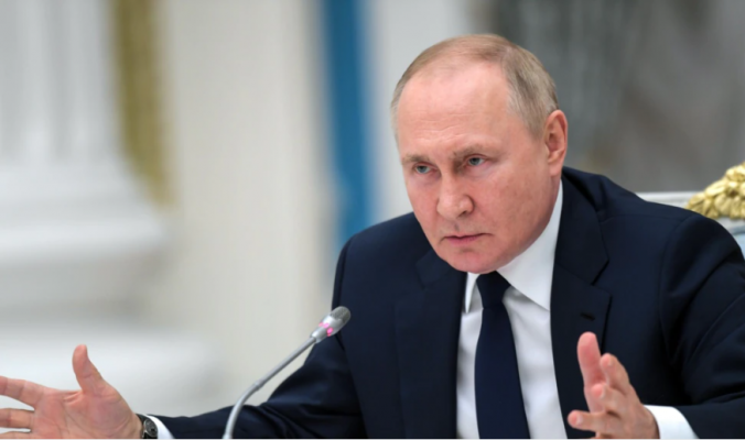Putin nënshkruan një ligj më të ashpër për ‘agjentët e huaj’