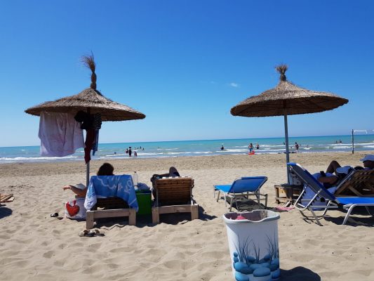 “Darezeza, nje plazh i sigurt”/ Rojet bregdetare kërkojnë bashkëpunimin e pushuesve