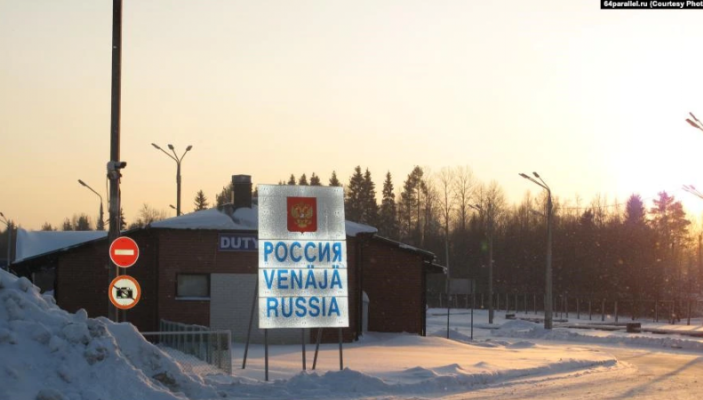 Finlanda miraton ligjin që i hap rrugë fortifikimit të kufirit me Rusinë
