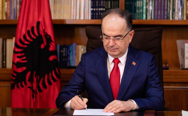 Propozim i Ramës/ Presidenti Begaj dekreton shefin e ri të Shtabit të Përgjithshëm të Forcave të Armatosura