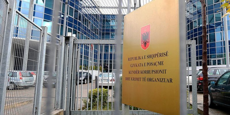 Burg për thirrje ekstremiste/ Bledar Zeneli përlotet në sallën e gjyqit: Nuk kam nxitur terrorizëm