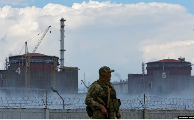 Rusia akuzon Ukrainën për granatime në centralin bërthamor