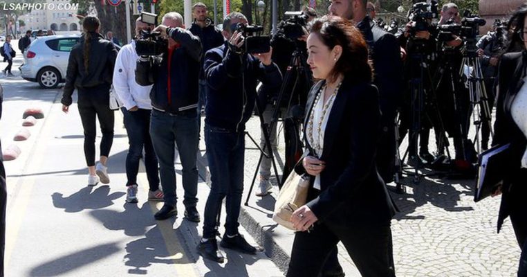 Financimet ruse/ Pas takimeve në KQZ, Yuri Kim shkon në Kryesinë e Kuvendit