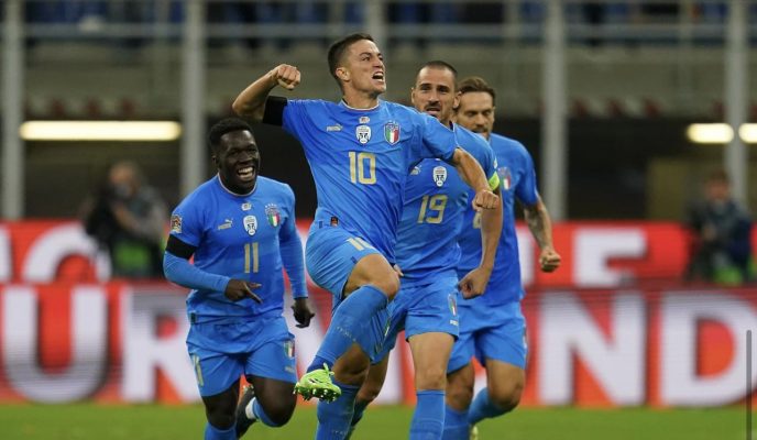 Italia likujdon Hungarinë dhe kalon në fazën play-off të Ligës së Kombeve