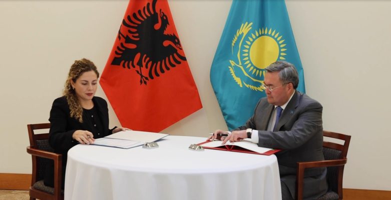 Nënshkruhet heqja e vizave mes Shqipërisë dhe Kazakistanit