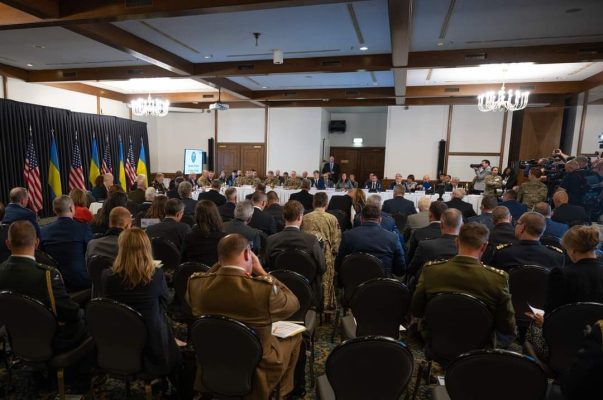 Ministri i Mbrojtjes Niko Peleshi merr pjesë në takimin e pestë të Grupit të Kontaktit për Ukrainën
