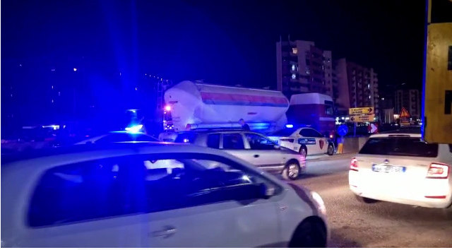Aksident i rëndë në Astir, kamioni përplas për vdekje një grua
