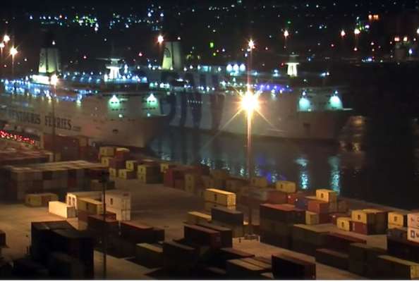 Pezullohen tragetet e Durrës-Bari, nisjet do të bëhen të dielën në mëngjes