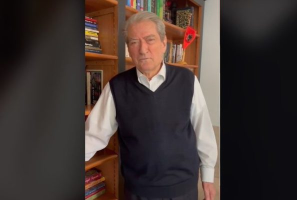 Në 78 vjetorin e lindjes, Berisha ndan eksperiencën më të hidhur të jetës së tij në Tik Tok/ Mesazhi për rininë