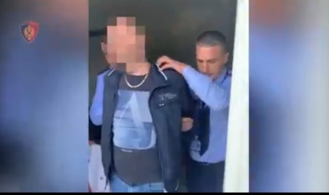 Plagosje me armë në Tiranë, arrestohet autori