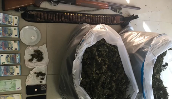 Lokal për shitje droge në Fier/ Arrestohen pronari, kamarieri dhe furnizuesi