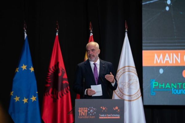 Kongresi i Dytë Ndërkombëtar i Nanoteknologjisë/ Rama: Do të keni gjithmonë mbështetjen tonë