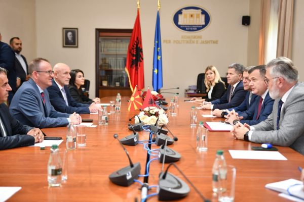 Balla: Maqedonia e Veriut të mbështesë kërkesën e Shqipërisë për rishikimin e Rezolutës së Dick Marty-t