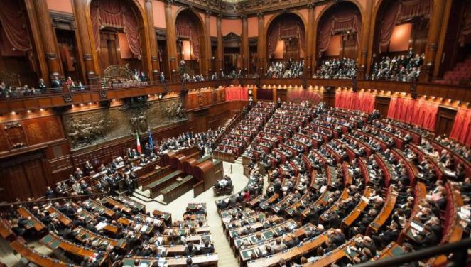 Itali/ Mblidhet Parlamenti i ri, themeluesi i “Frateli di Italia” zgjidhet në krye të senatit