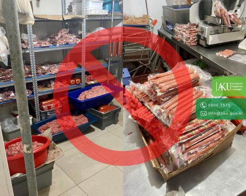 Vezë dhe produkte sallamerie/ AKU ndëshkon 13 subjekte për tregtim të ushqimit të pasigurt  në Vlorë