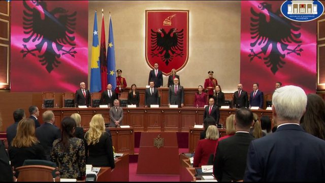Shqipëria e Kosova në një Kuvend/ Rama e Kurti: Të bëhemi më shpesh bashkë por jo për të penguar