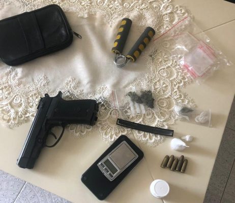 Katër të arrestuar në Shkodër për kokainë dhe armë