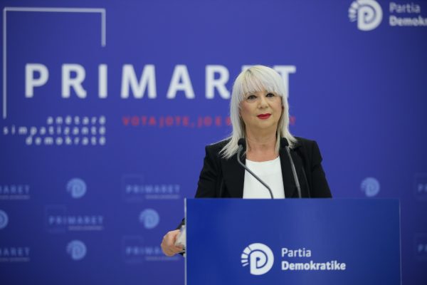 Primaret/ Adriana Kalaja shpall kandidaturën për Bashkinë Tiranë