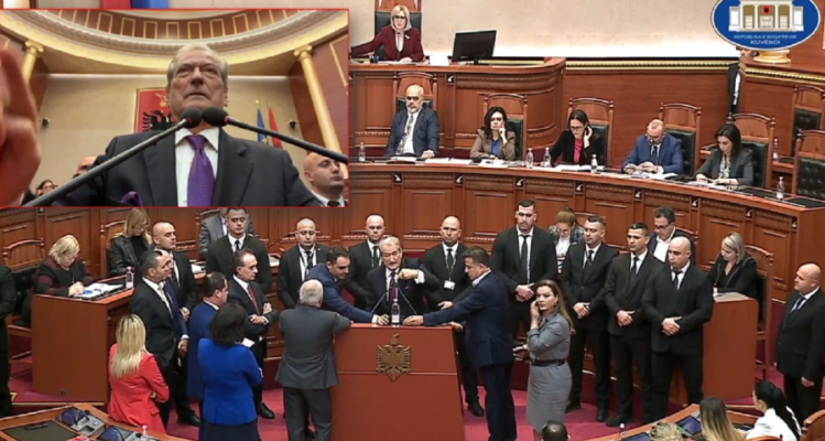 Kaos dhe debate në Kuvend/ Berisha hyn sërish live në Facebook