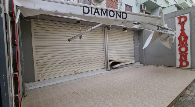 Shpërthim me lëndë plasëse në një dyqan rrobash në Durrës