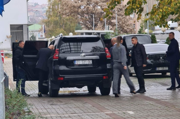 Haradinaj largohet nga takimi me Kurtin/ Kreu i AAK zbulon arsyen e këtij vendimi
