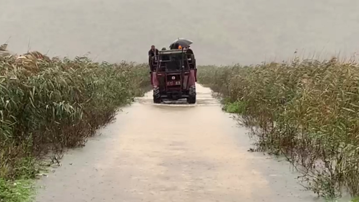 Përmbytjet “izolojnë” fshatrat e Lezhës, situatë e rëndë edhe në rrethinat e Shkodrës