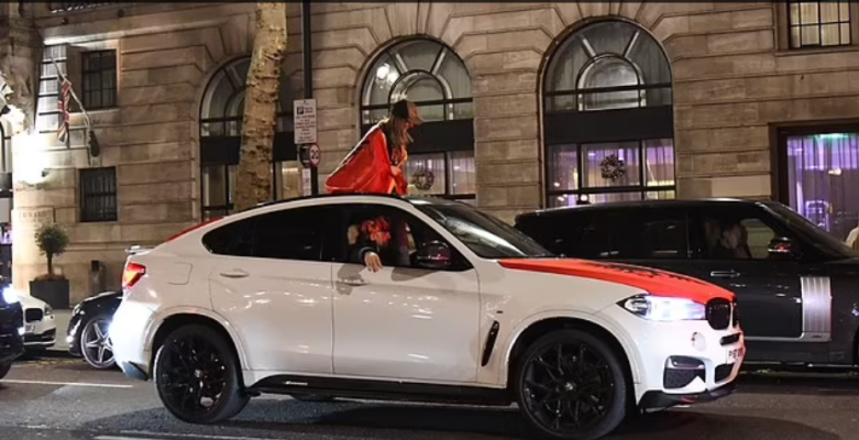 Media britanike: Shqiptarët ‘paralizojnë’ Londrën për Festën e Pavarësisë me makina luksoze (Pamjet)