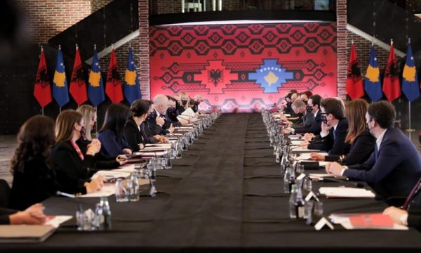 Mbledhja e parë/ Parlamentarët e Shqipërisë dhe Kosovës bëhen bashkë më 27 nëntor