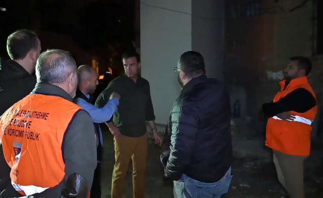 Asfaltimi i rrugëve të lagjeve/ Veliaj inspekton punimet në njësinë 9 në Tiranë