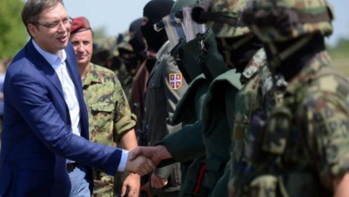 Serbia do dërgojë 1 mijë trupa në Kosovë/ Reagon Vjosa Osmani: Kërcënim i hapur për agresion ushtarak
