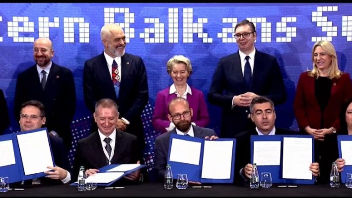 Tarifa më të lira në roaming për lëvizjet e qytetarëve të Ballkanit Perëndimor në BE/ Firmoset marrëveshja në Samit