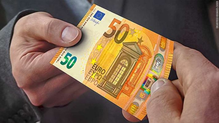 Rënia e euros godet inflacionin/ Ekspertët: Ndikon në uljen e çmiimeve dhe lehtëson kredimarrësit