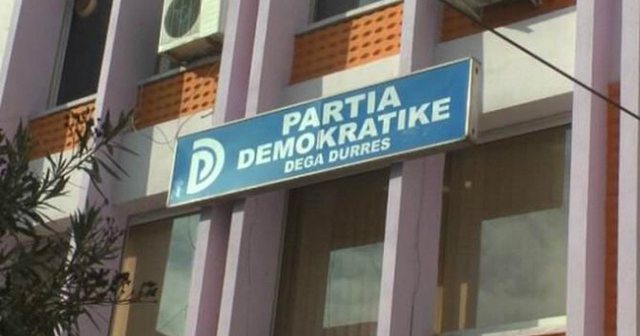 Igli Cara votëbesohet nga demokratët e Durrësit për lokalet e ardhshme