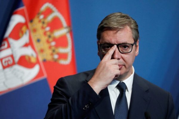 Vuçiç bojkoton samitin e BE/ Presidenti serb ankohet për qëndrimin e Unionit ndaj Kosovës