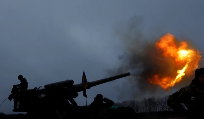 Rusia vazhdon të sulmojë përgjatë vijës së frontit në lindje të Ukrainës