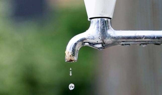 OKB ngre alarmin: Uji i pijshëm është një “luks” për mbi 2 miliardë njerëz