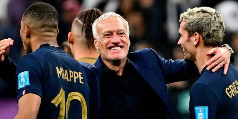 Deschamps rikonfirmohet trajner i Francës; me nënkampionët e botës deri në 2026