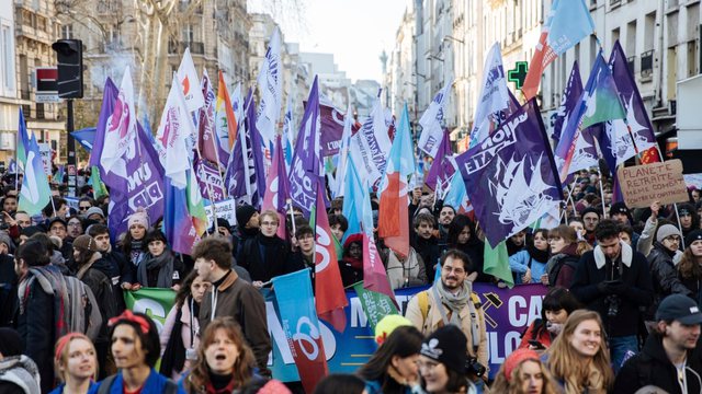 Pse po përballen Macron dhe sindikatat për pensionet?