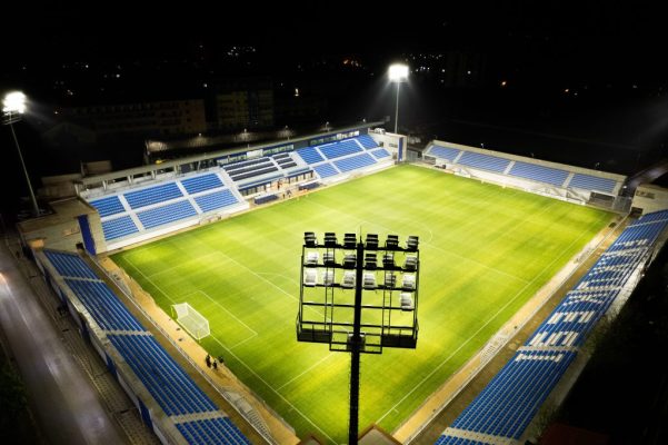 Lajm i madh për futbollin/ Rama lajmëron ndërtimin e 4 stadiumeve moderne në Vlorë, Tiranë, Durrës dhe Korçë