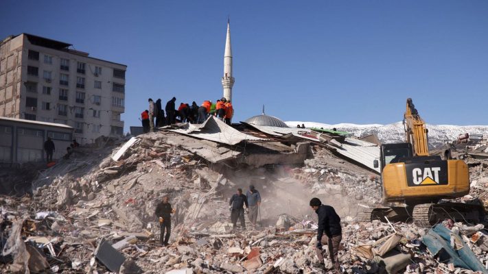 Shifrat e reja/ 17.100 të vdekur nga tërmeti që tronditi Turqinë dhe Sirinë