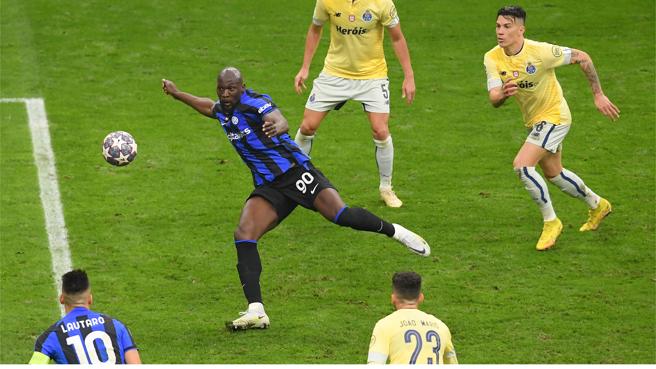 Inter nuk bind, por e nderon Lukaku ndaj Portos